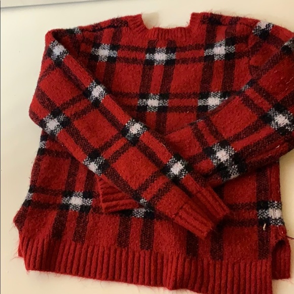 Sweater - Picture 1 of 3